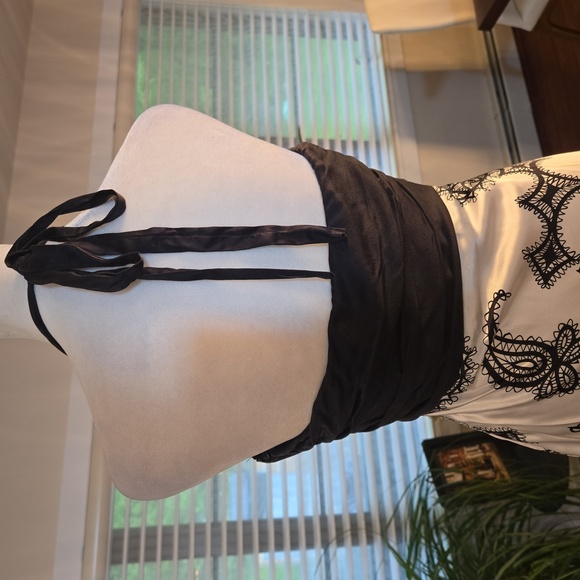 Vintage Cache Y2K Embellished Plunge Halter Paisly Satin Evening Gown Size 2 - Picture 7 of 11